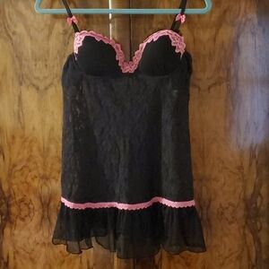 Linea donatella balck lace babydoll sz med